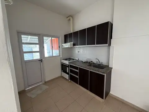 Casa en Alquiler en Ramos Mejia, $ 1.200.000
