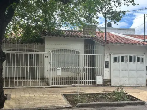 Casa en Venta calle Rioja Ciudad Apto Credito