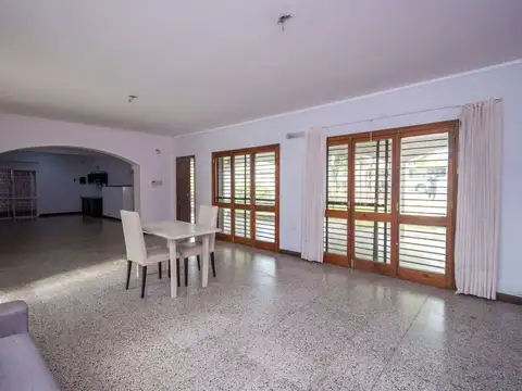 Casa en venta Sauce Viejo sobre Ruta 11