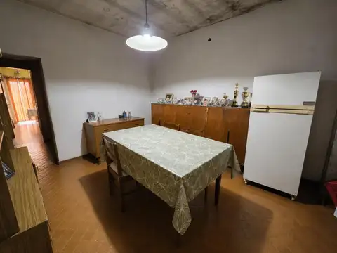 Casa en Venta en Castelar Sur, USD 125.000