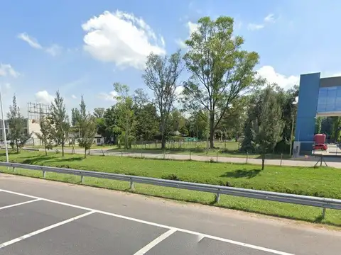 Fracción Comercial 3020 m² S/ Colectora Acceso Oeste - Moreno