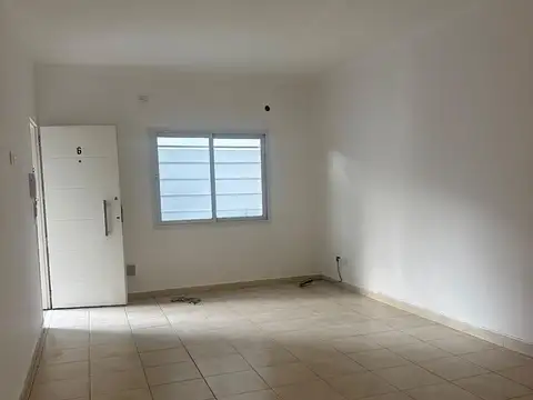 Departamento en Alquiler en Bella Vista, $ 600.000