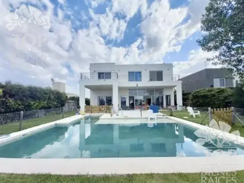 Casa  en Venta en San Benito, Villanueva, Tigre