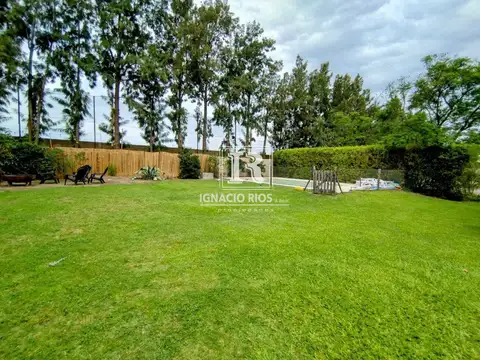 Casa 6 ambientes con 2 baños