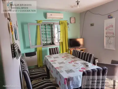 Casa 7 ambientes con 3 baños
