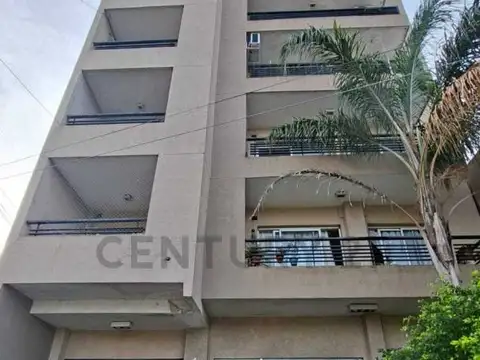 DEPARTAMENTO 2 AMBIENTES CON BALCON EN LANUS ESTE