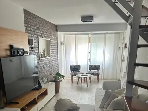 Casa 4 ambientes con 4 baños