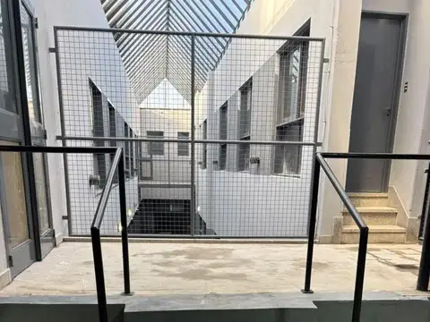 CABALLITO DEPOSITO 1800 M2 EN 2 PLANTAS