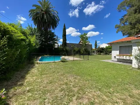 CASA CON PILETA DON TORCUATO - 1148 m lote