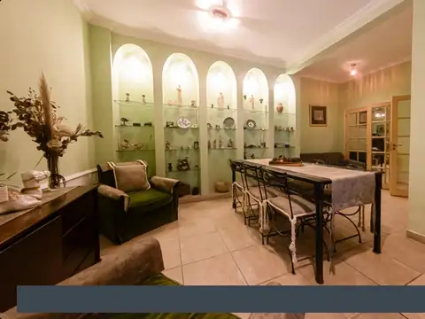 Depto Tipo Casa 5 ambientes con 3 baños
