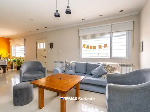 VENTA CASA MODERNA CON RADIADORES Barrio Km5