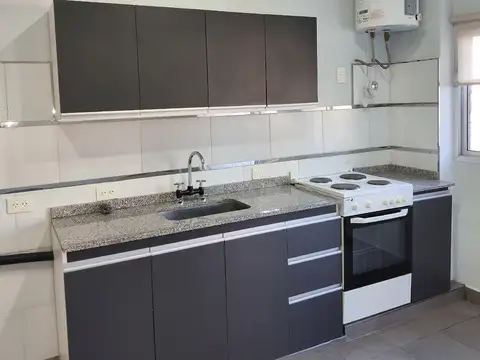 MONOAMBIENTE AL FRENTE – SIN EXPENSAS. Saladillo 96 – Sarandí, Avellaneda