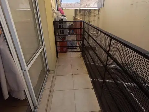 Depto Tipo Casa 2 ambientes con 1 baño