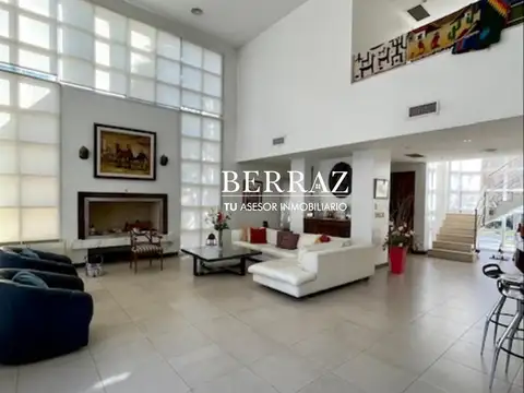 Casa Alquiler  5 ambientes CC Armenia Lote de 1755 m2 Pilar