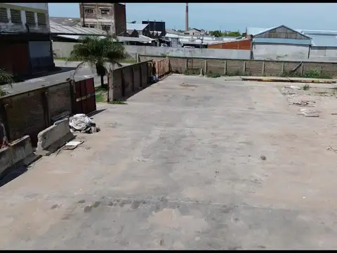 Galpón deposito 7.000 m2 descubiertos alquiler Avellaneda