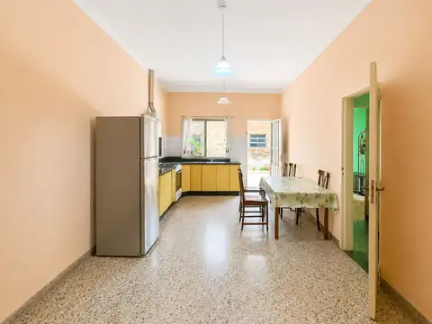 Depto Tipo Casa en Venta en Villa Dominico, USD 69.000