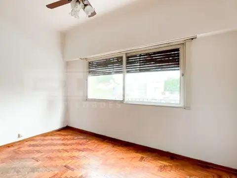 Depto Tipo Casa en Venta 40 años