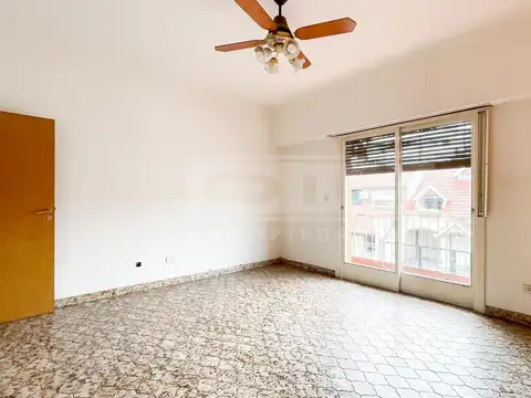 Departamento en duplex 3 dormitorios Venta - Villa Adelina