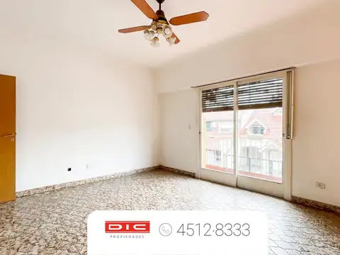 Cerrito al 4000 entre Paraná y Santa Fé