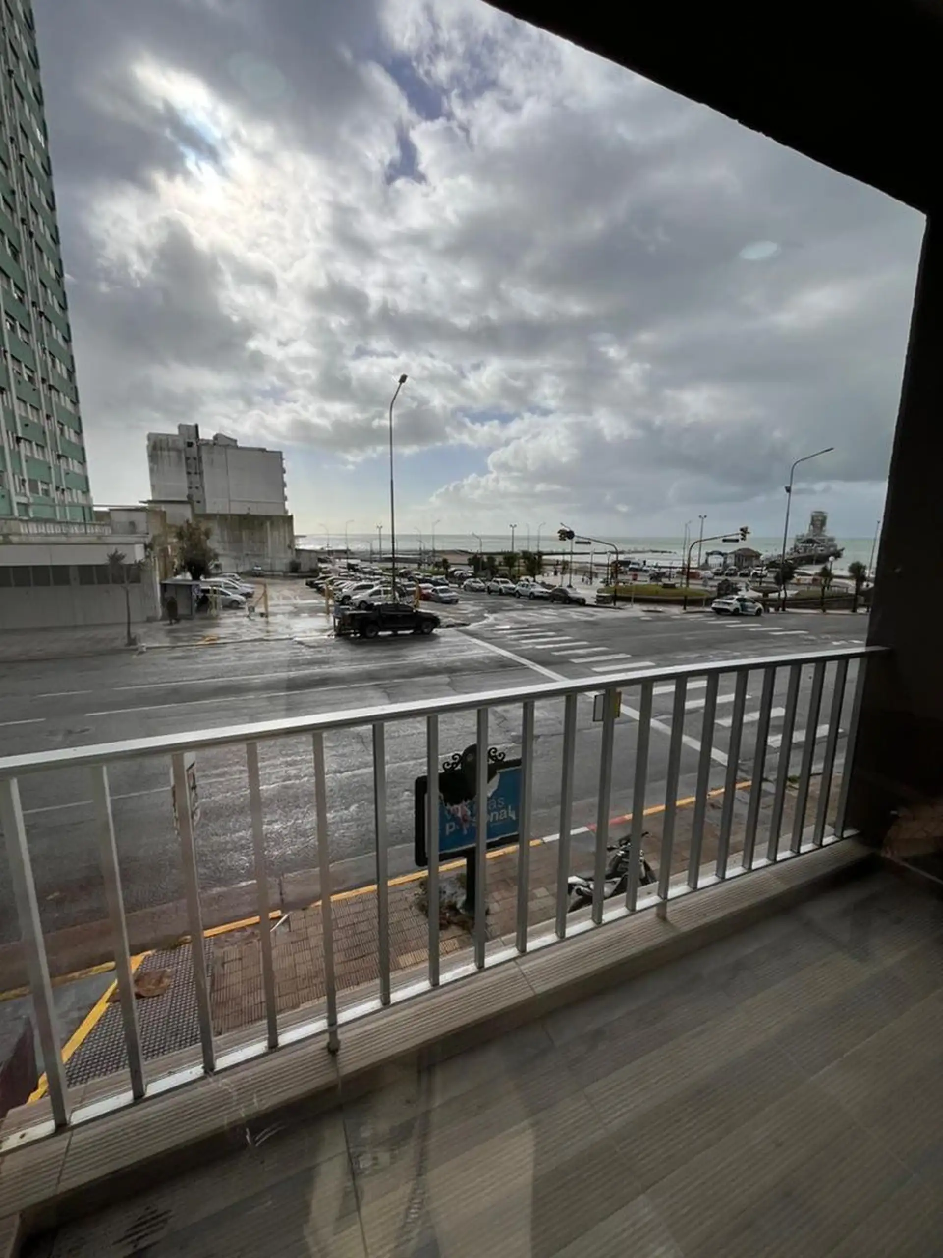 Depto 3 amb, 60m² con balcón y vista al mar — Reciclado