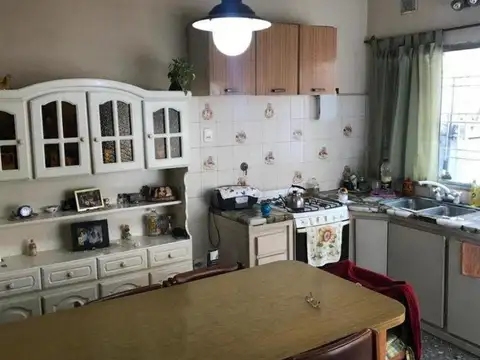 Depto Tipo Casa en Venta de 4 ambientes