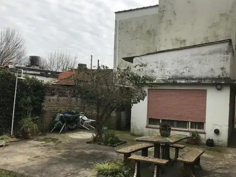 Depto Tipo Casa en Venta 40 años