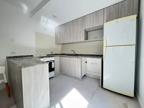 Depto Tipo Casa en Venta en Parque Luro, USD 139.000