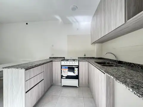 Depto Tipo Casa en Venta en Parque Luro, USD 139.000