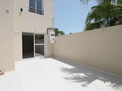 Depto Tipo Casa en Venta en Velez Sarsfield, USD 149.000