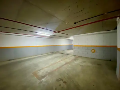 Oportunidad Única, Cochera Fija y Cubierta en Venta en Belgrano.