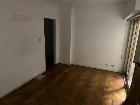 Venta - Departamento - Dos Ambientes - Barrio Norte - Oportunidad - A refaccionar