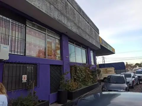 CÓDIGO: MR-2051 | EXCELENTE FRACCIÓN COMERCIAL MERLO