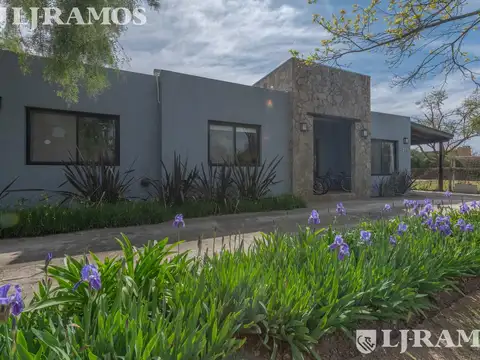 Casa en Venta en Villanueva, USD 295.000