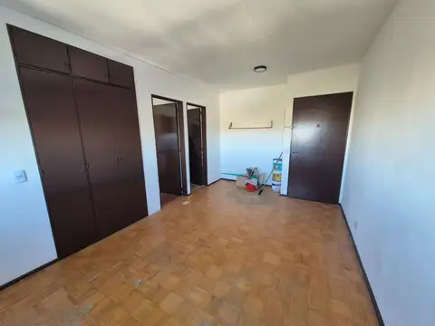 Ramon Franco 6229 , Piso 5