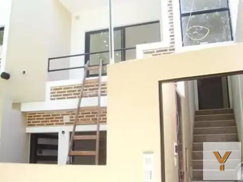 Departamento en venta - 2 dormitorios 1 baño - 57mts2 - Berisso