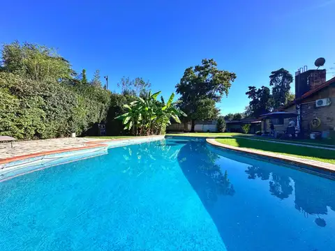 Casaquinta "El Casco" lote 1.600 m²+Casa Huéspedes+Piscina
