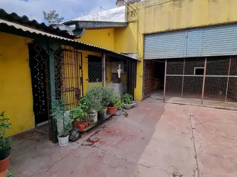 Galpón en venta, con departamento ó oficinas en Manuel Alberti, Pilar!