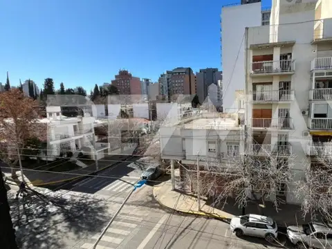 Mendoza y Talero 100