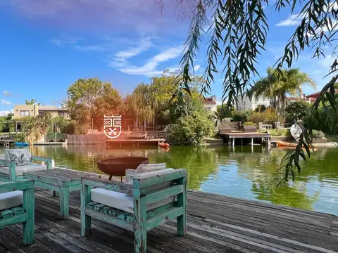 Ver Video - Excelente casa a laguna con parrilla y pileta
