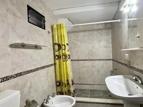 Departamento en Alquiler en Berazategui, $ 400.000