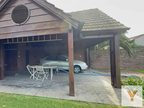 Quinta en Venta - 4 Dormitorios 4 Baños - 1110mts - San Miguel