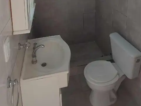 Depto Tipo Casa en Venta 8 años
