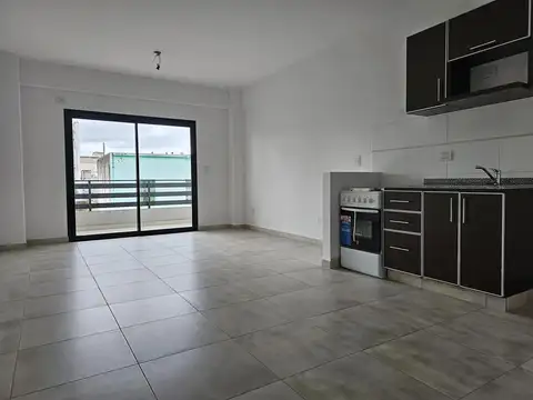 MONOAMBIENTE supe luminoso dos balcones