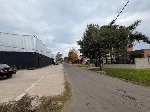 Galpón deposito 650 m2 en alquiler en Fisherton