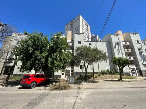 Departamento en alquiler! Sobre Monseñor P Cabrera!