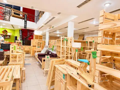 Venta de local en centro comercial Boulogne, San Isidro