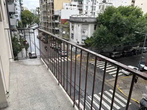 PARQUE CENTENARIO 2 AMBIENTES CON BALCON