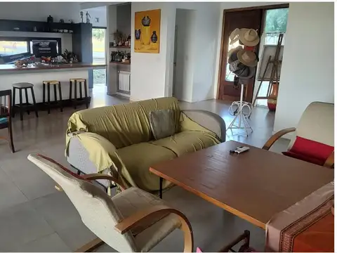 Casa en Alquiler Temporal de 4 dormitorios