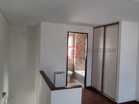 En venta. Hermoso dpto tipo loft en Pueyrredón al 1000