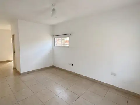 Casa Departamento PH alquiler ituzaingo 2 ambientes  